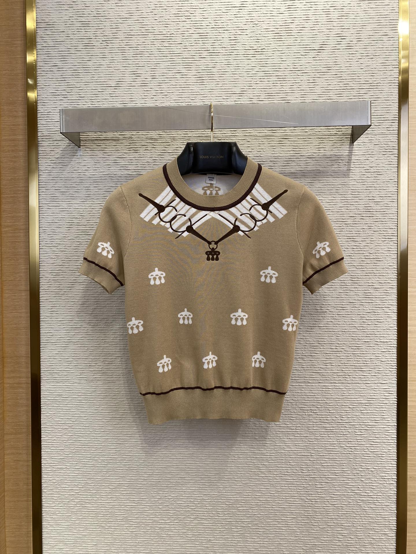 Beiger Strickpullover mit Kurzarm & Allover-Muster – Damen