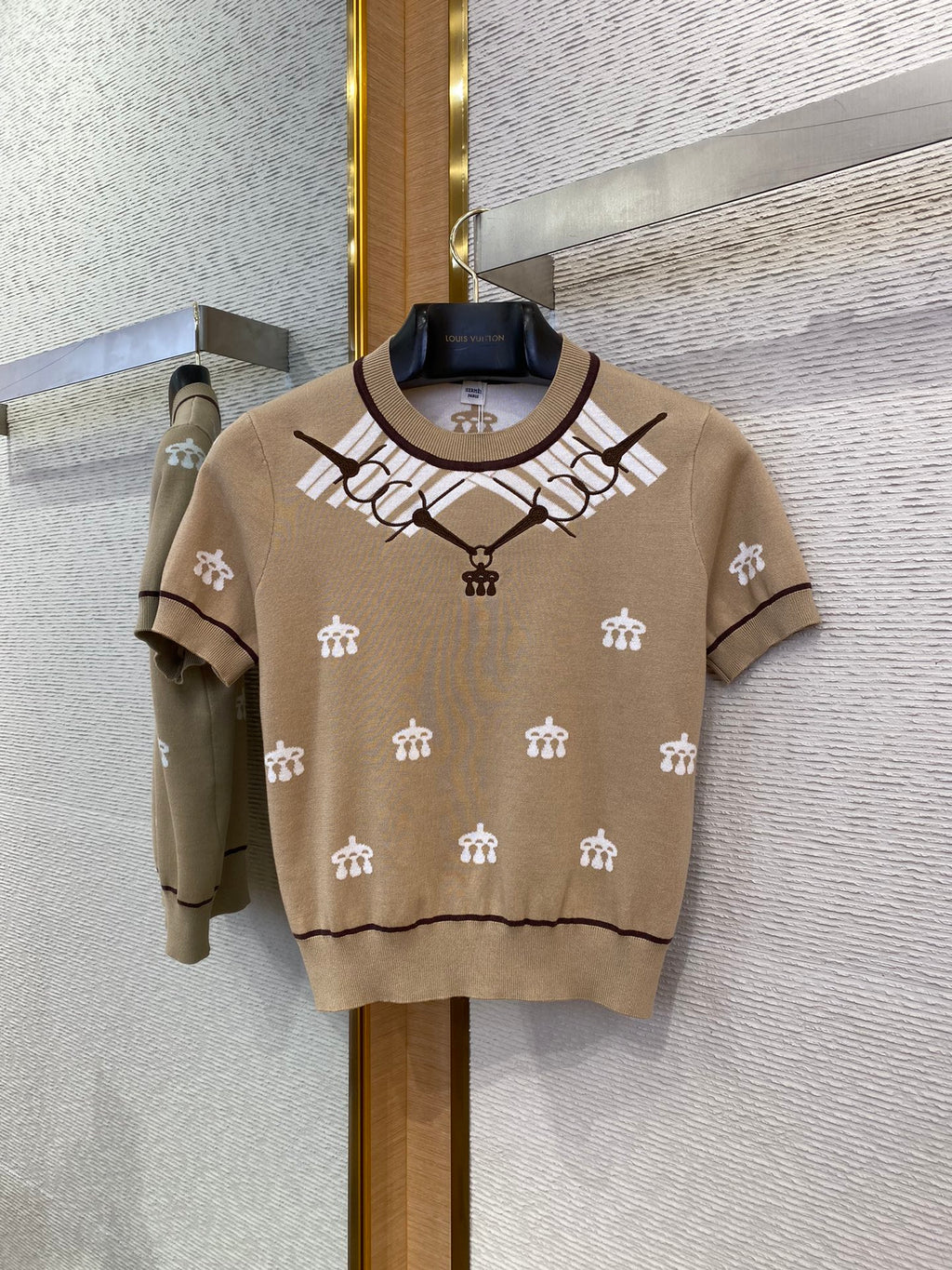 Beiger Strickpullover mit Kurzarm & Allover-Muster – Damen