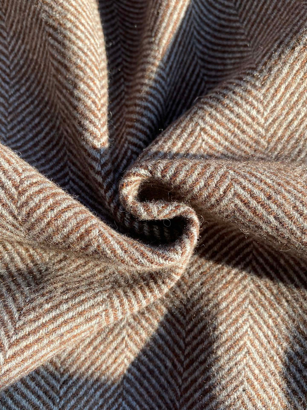 Berluti Braune Fischgrät-Bomberjacke Klassische Eleganz & Moderner Komfort