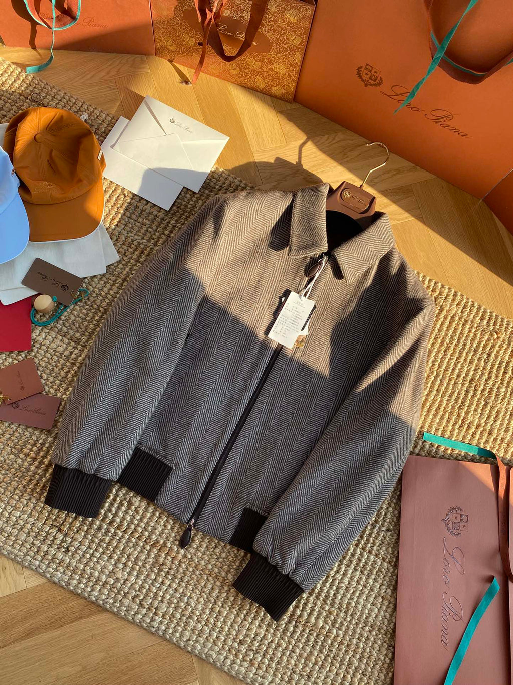 Berluti Braune Fischgrät-Bomberjacke Klassische Eleganz & Moderner Komfort