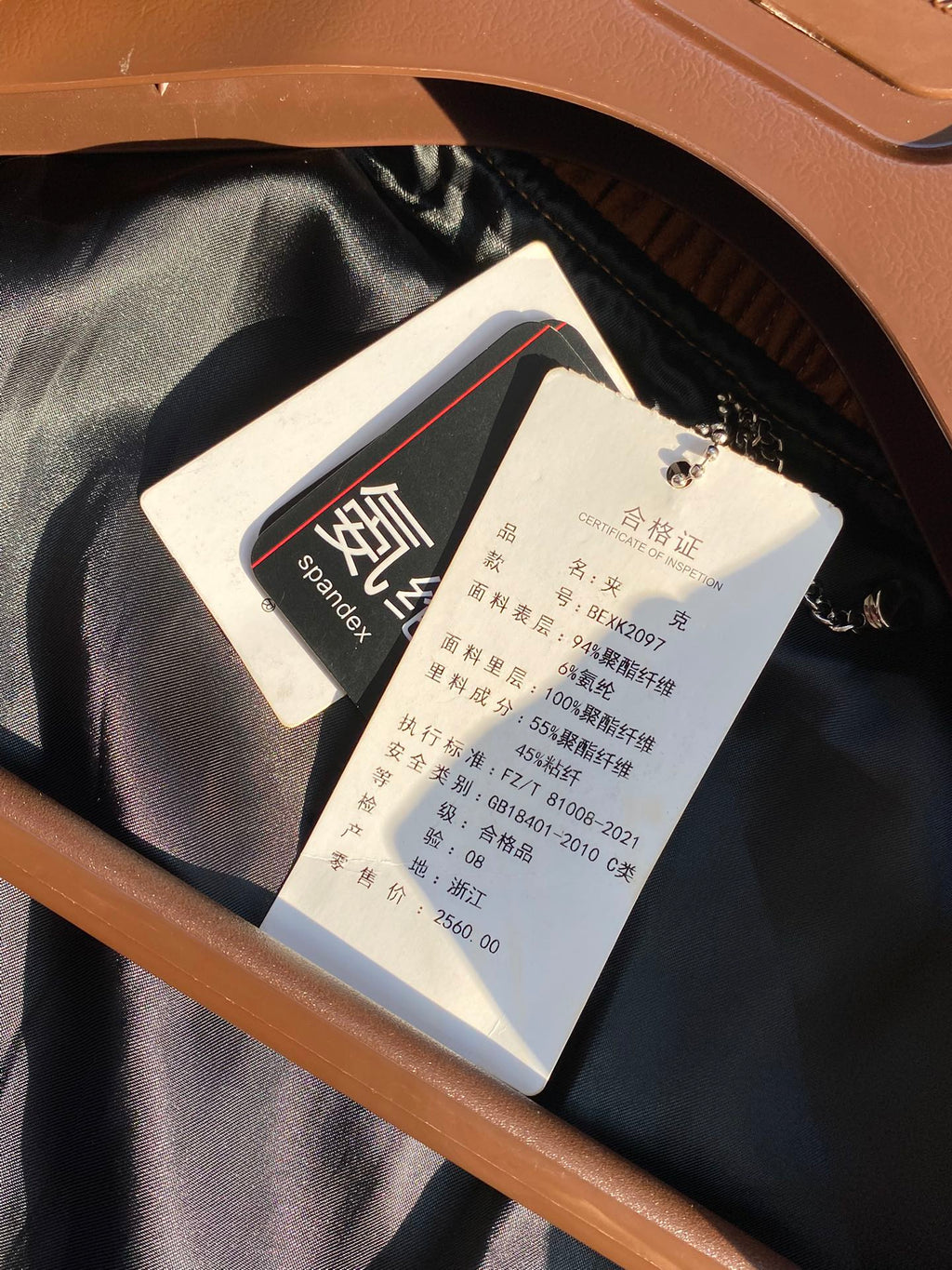 Berluti Camelbraune Wildleder-Bomberjacke Luxuriöse Textur & Zeitloser Stil