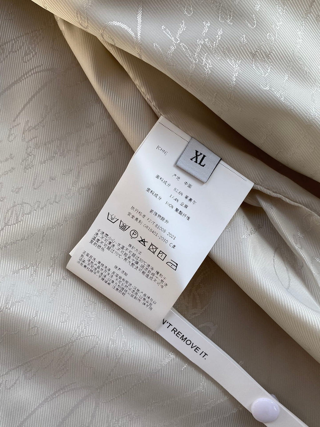 Berluti Cremefarbene Kapuzenjacke Leichter Utility-Style & Zeitloser Minimalismus