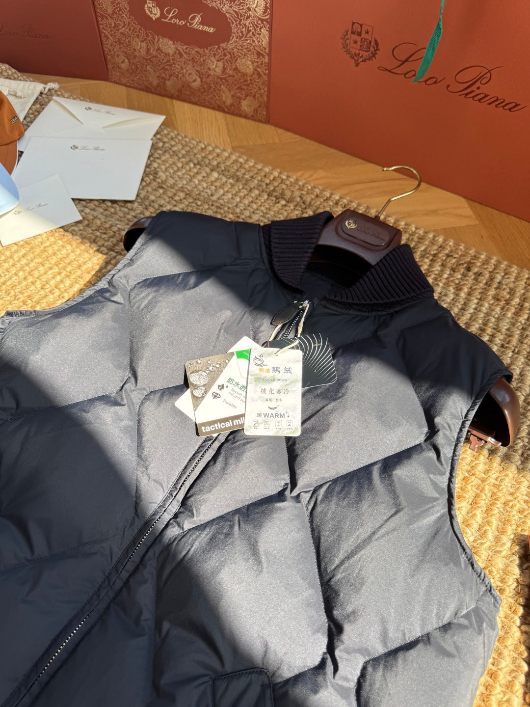 Berluti Schwarze Stepp-Daunenweste Wärmender Komfort & Moderner Urban-Look