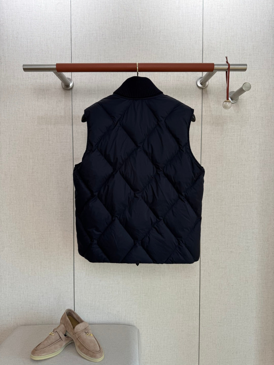 Berluti Schwarze Stepp-Daunenweste Wärmender Komfort & Moderner Urban-Look