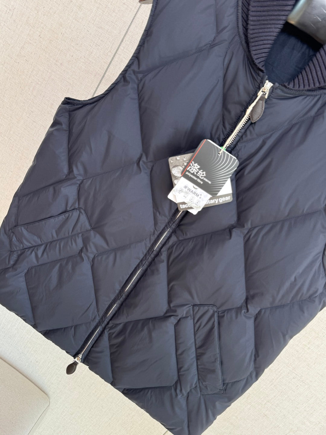 Berluti Schwarze Stepp-Daunenweste Wärmender Komfort & Moderner Urban-Look