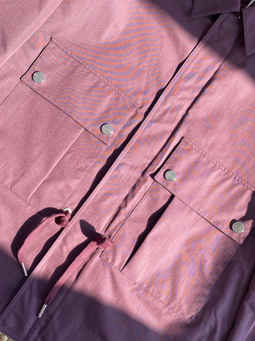 Bordeauxrote Utility-Jacke