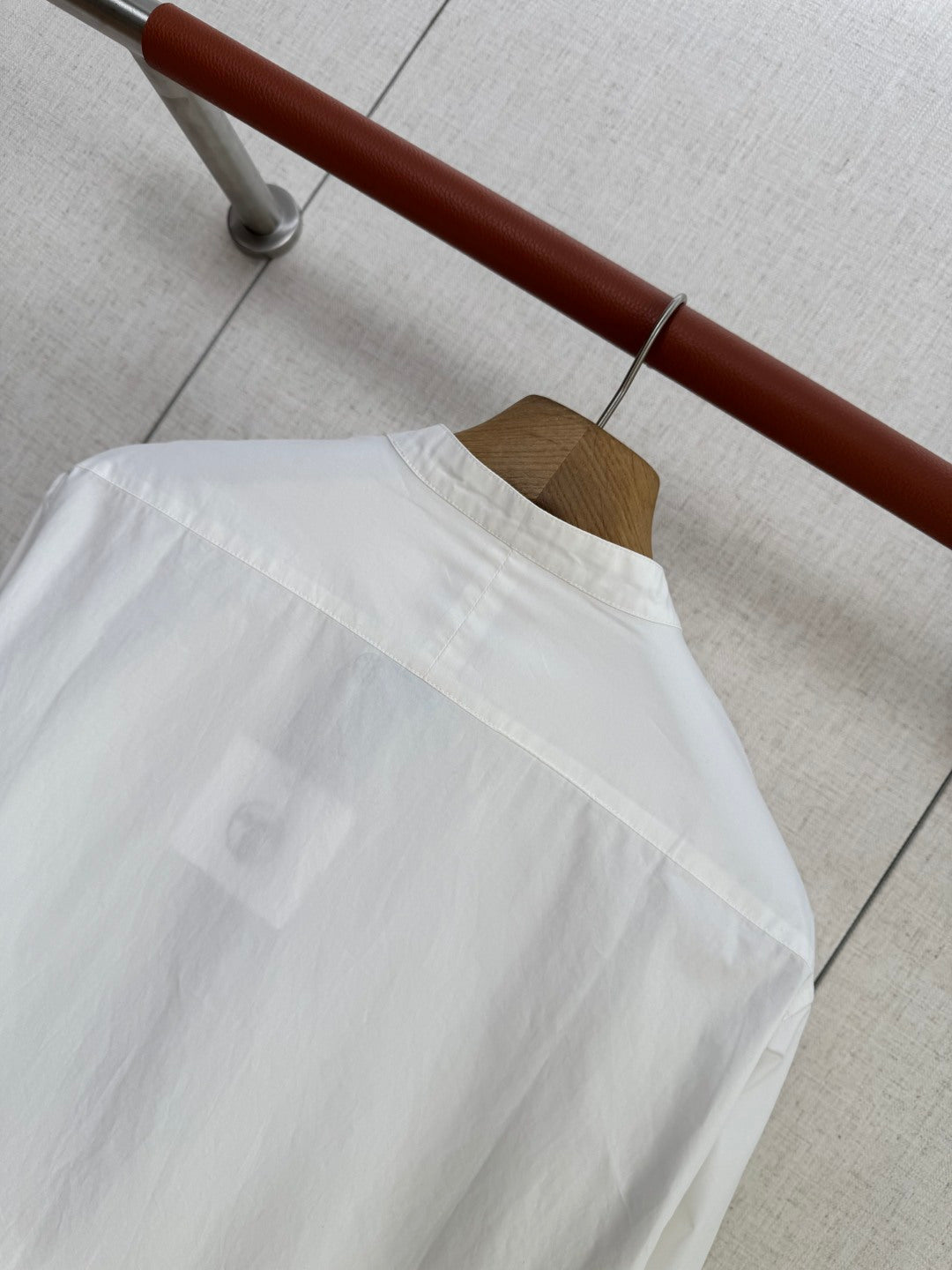 Hermès Weisse Stehkragen Bluse