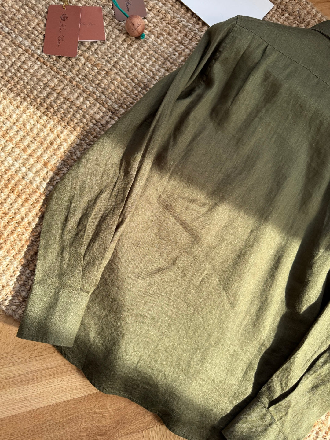 Herren Hemd aus Leinen in Dunkeloliv Leicht, Atmungsaktiv & Zeitlos