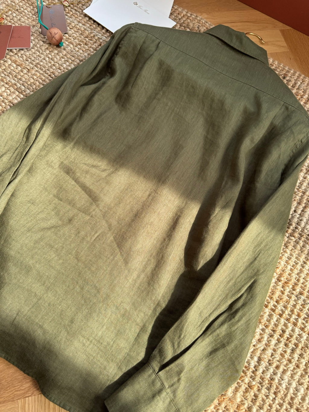 Herren Hemd aus Leinen in Dunkeloliv Leicht, Atmungsaktiv & Zeitlos