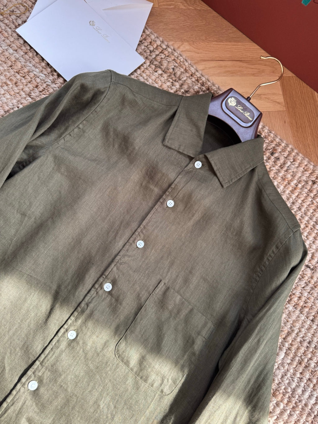 Herren Hemd aus Leinen in Dunkeloliv Leicht, Atmungsaktiv & Zeitlos