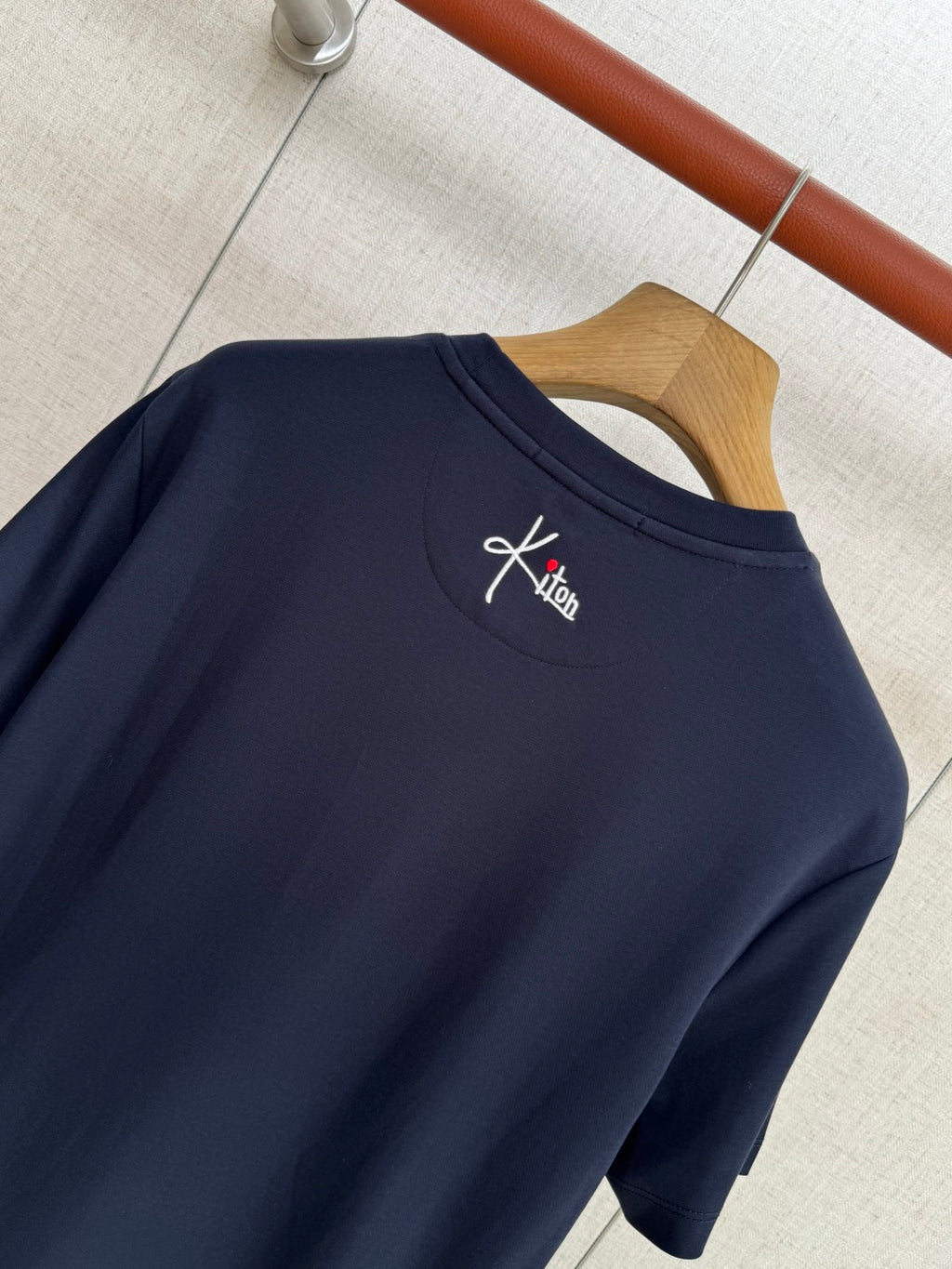 Kith Dunkelblaues T-Shirt