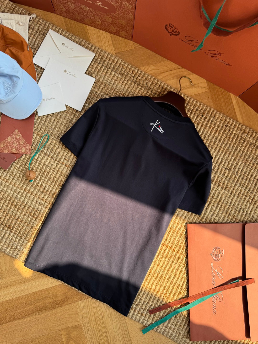 Kith Dunkelblaues T-Shirt