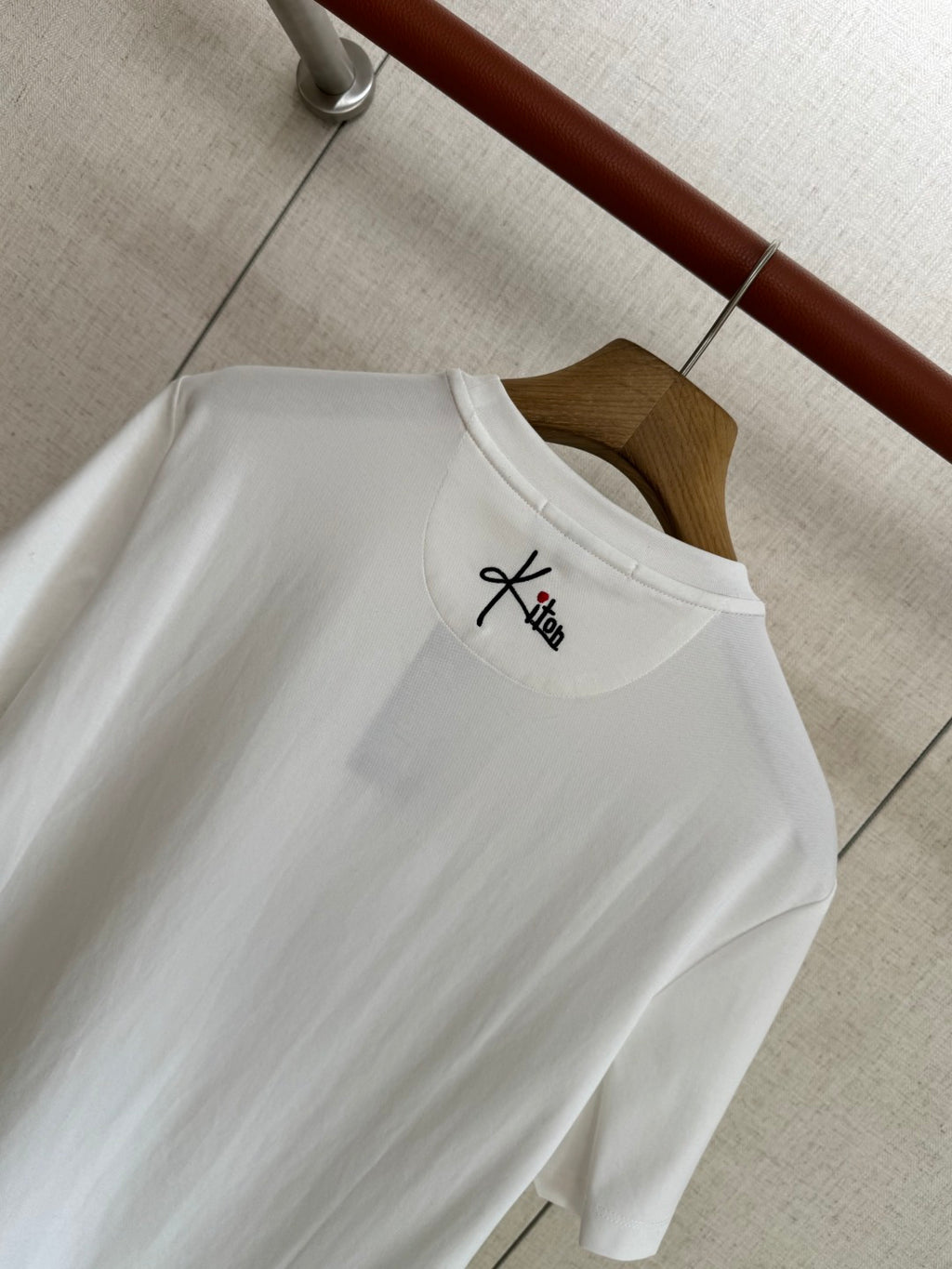 Kith Weisses T-Shirt