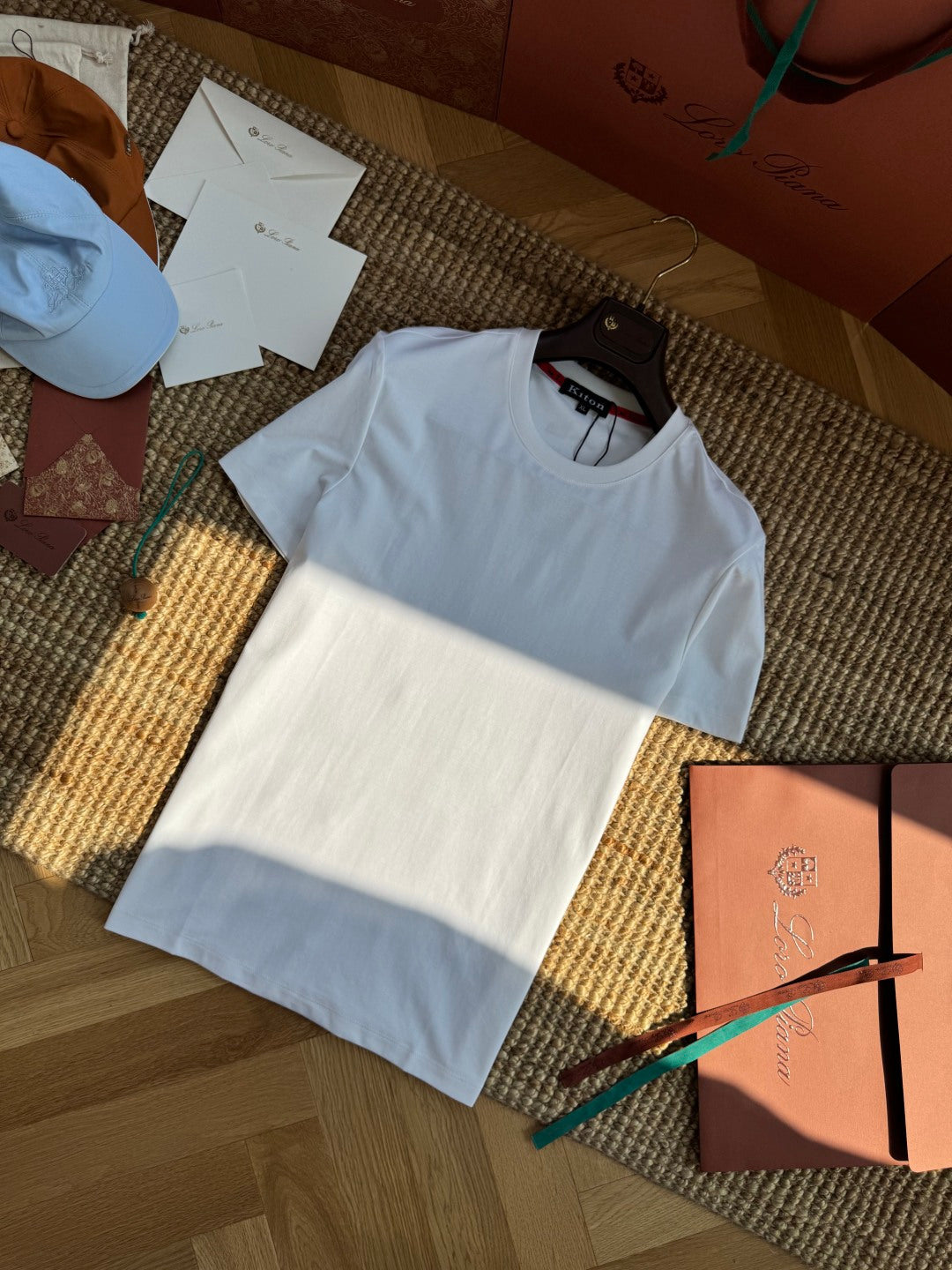 Kith Weisses T-Shirt