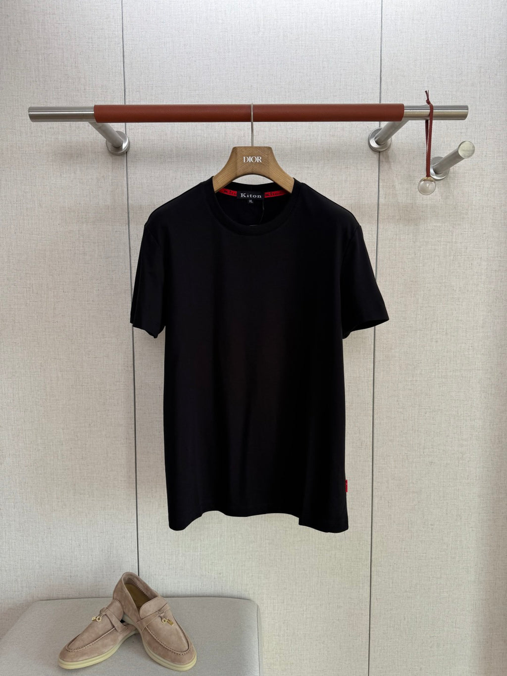 Kiton Schwarzes T-Shirt