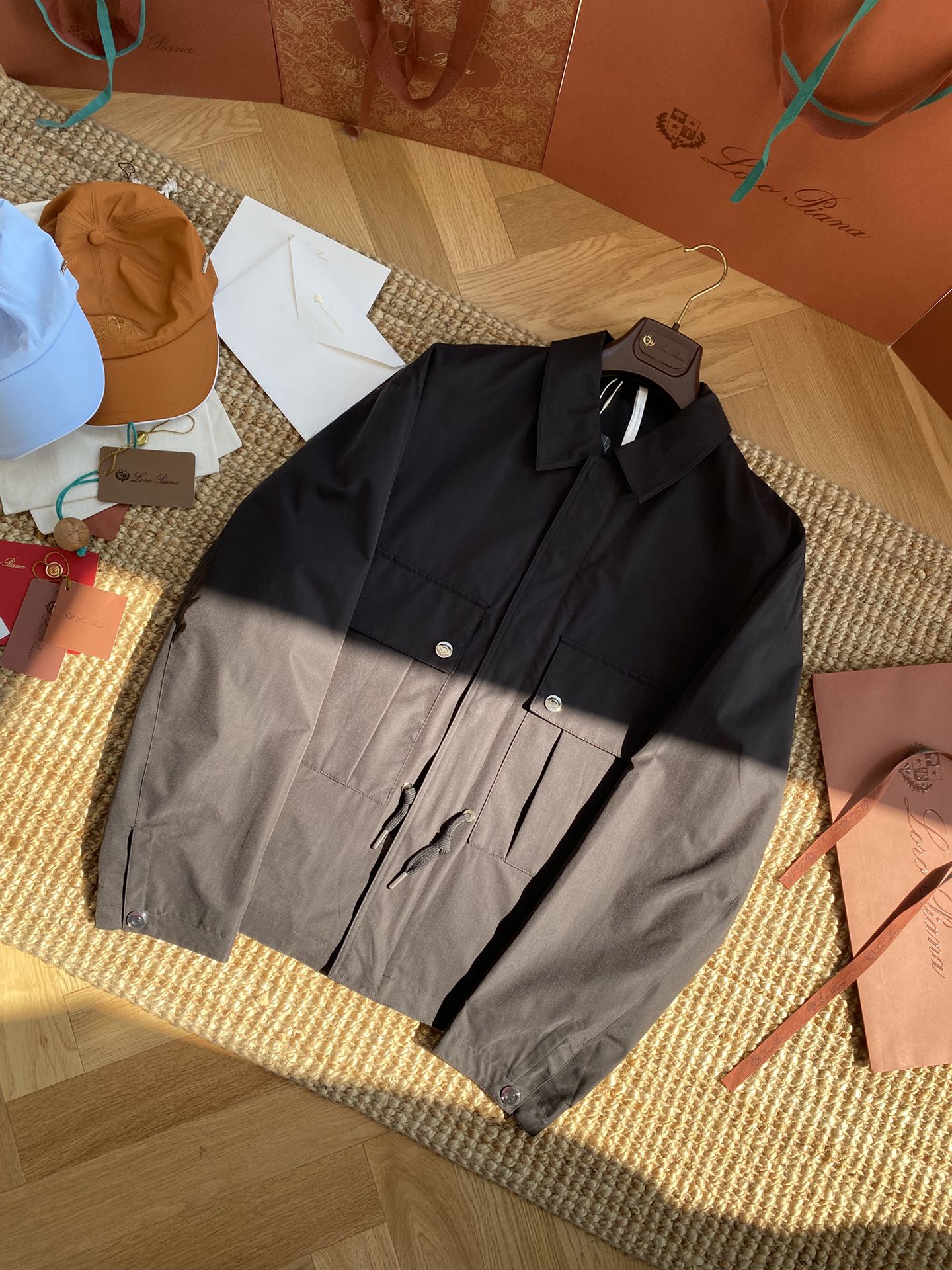 Schwarze Utility-Jacke