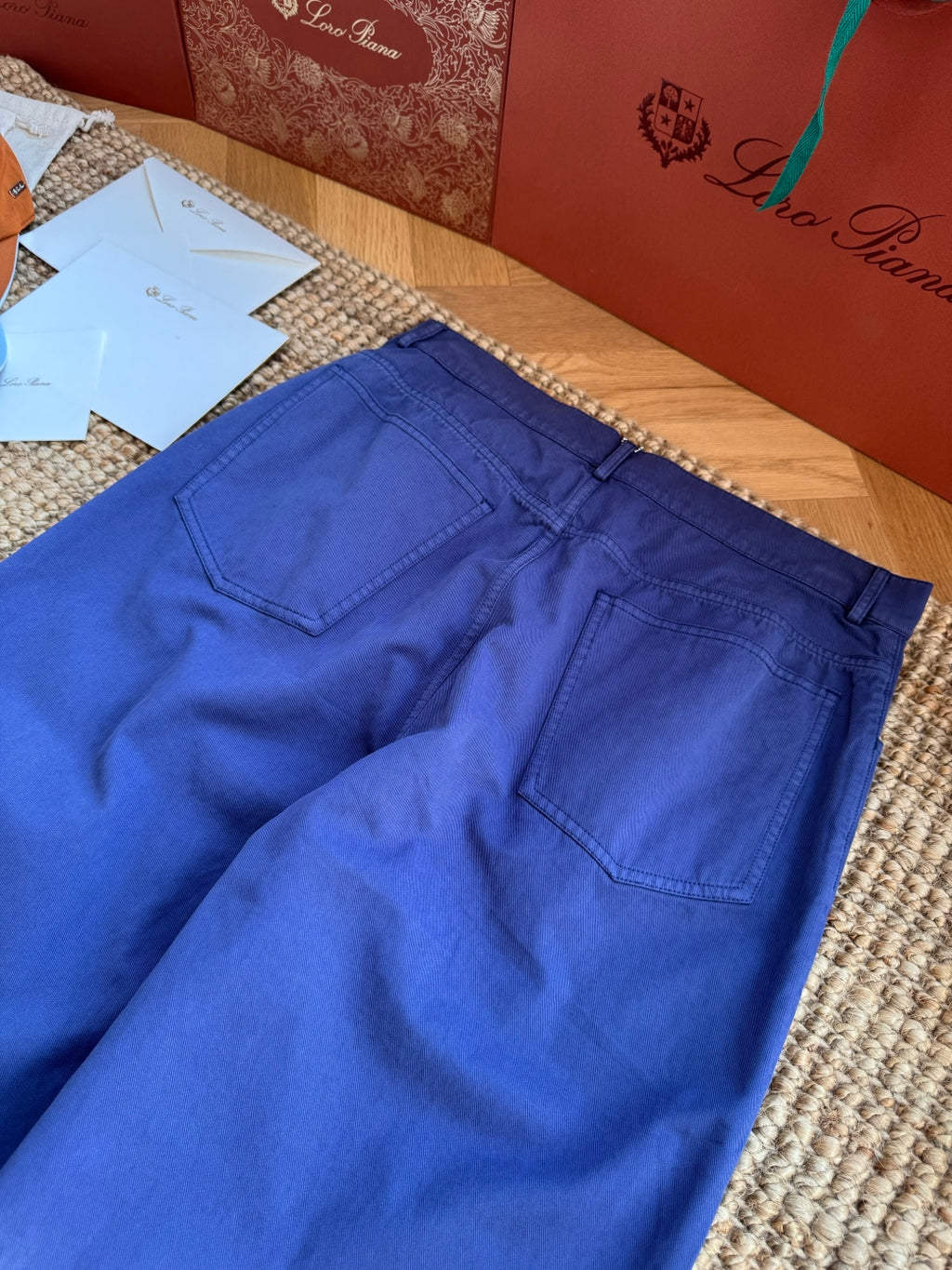 THE ROW Marineblaue Hose Eleganter Minimalismus & Moderner Komfort