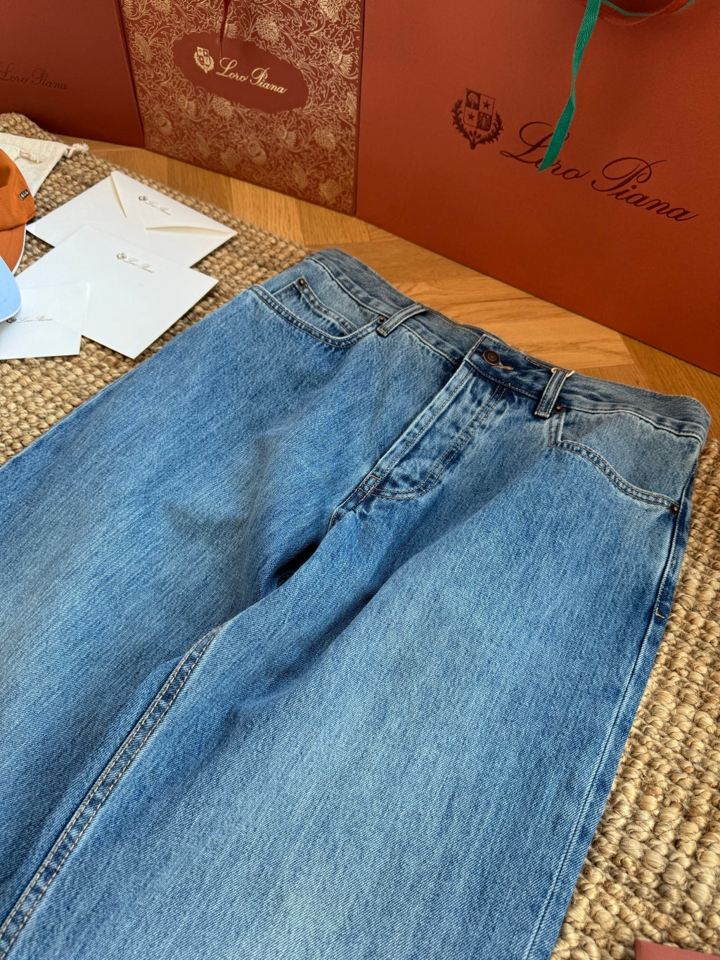 THE ROW Mittelblaue Straight-Leg Jeans Zeitloser Denim & Lässiger Komfort