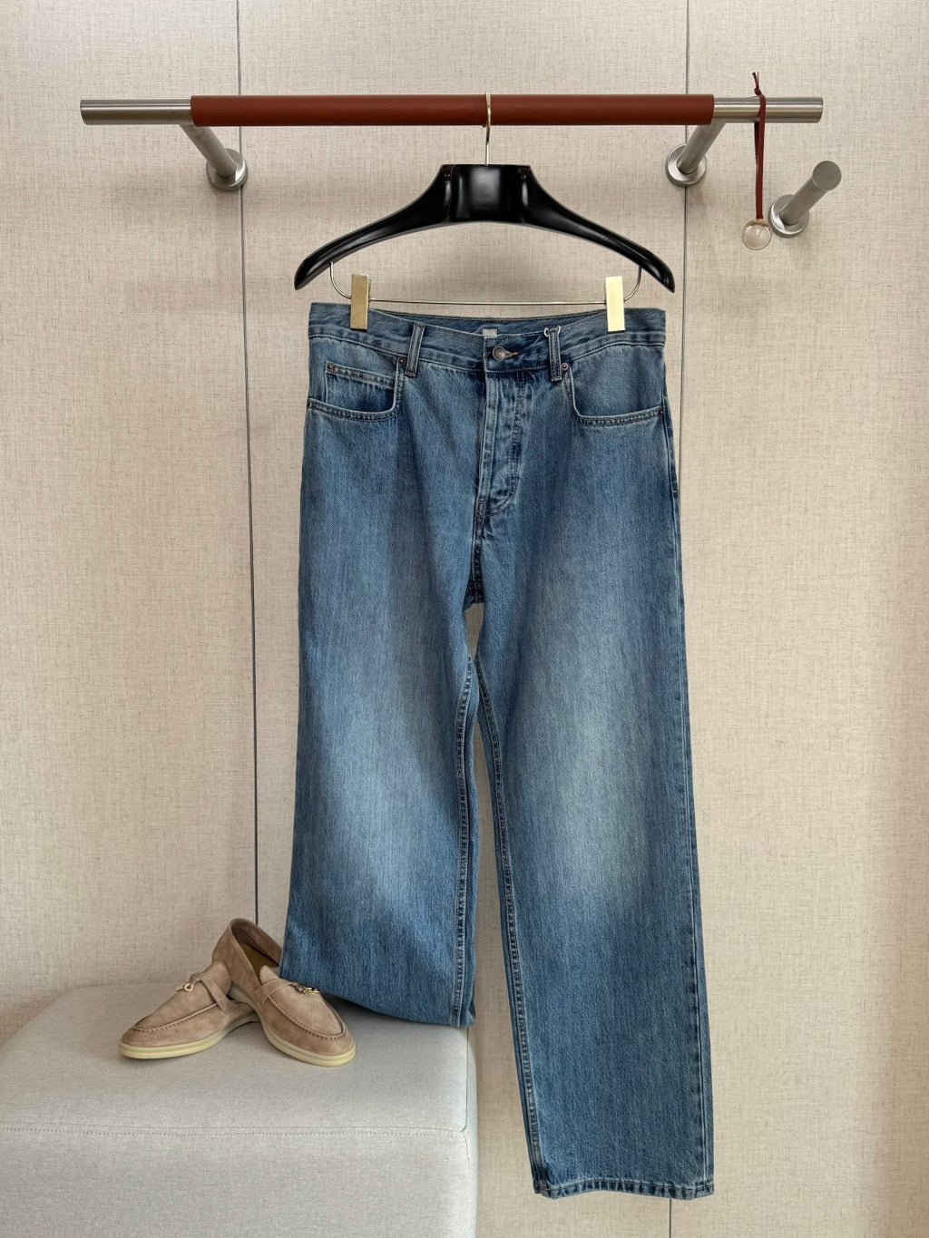 THE ROW Mittelblaue Straight-Leg Jeans Zeitloser Denim & Lässiger Komfort