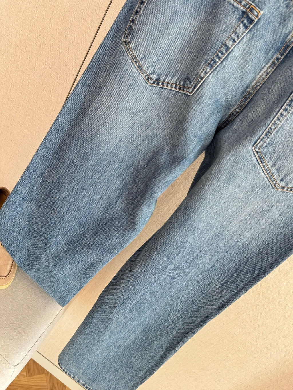 THE ROW Mittelblaue Straight-Leg Jeans Zeitloser Denim & Lässiger Komfort