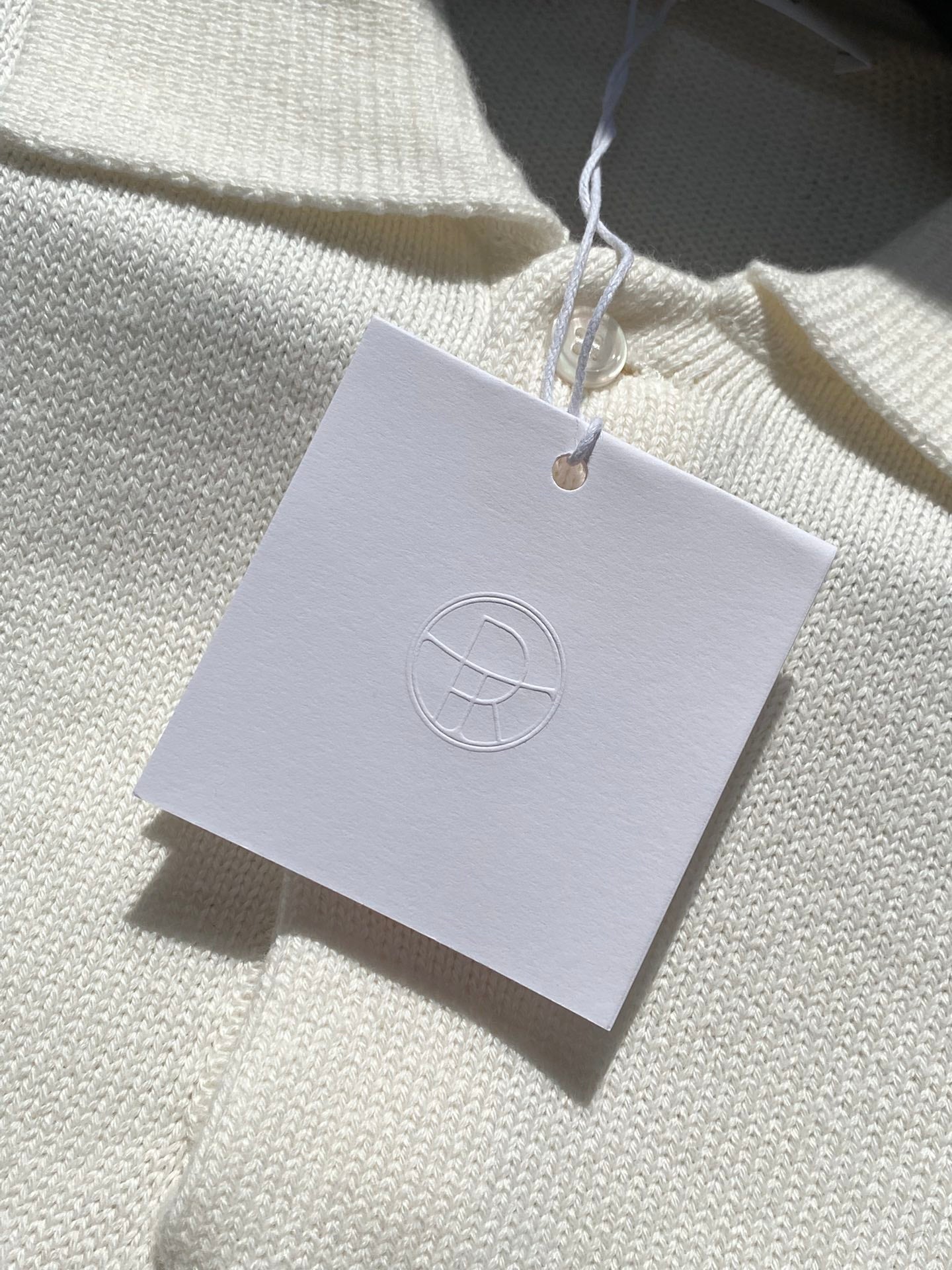 The Row Cremefarbenes Strick-Poloshirt Zeitlose Eleganz & Weicher Premium-Komfort