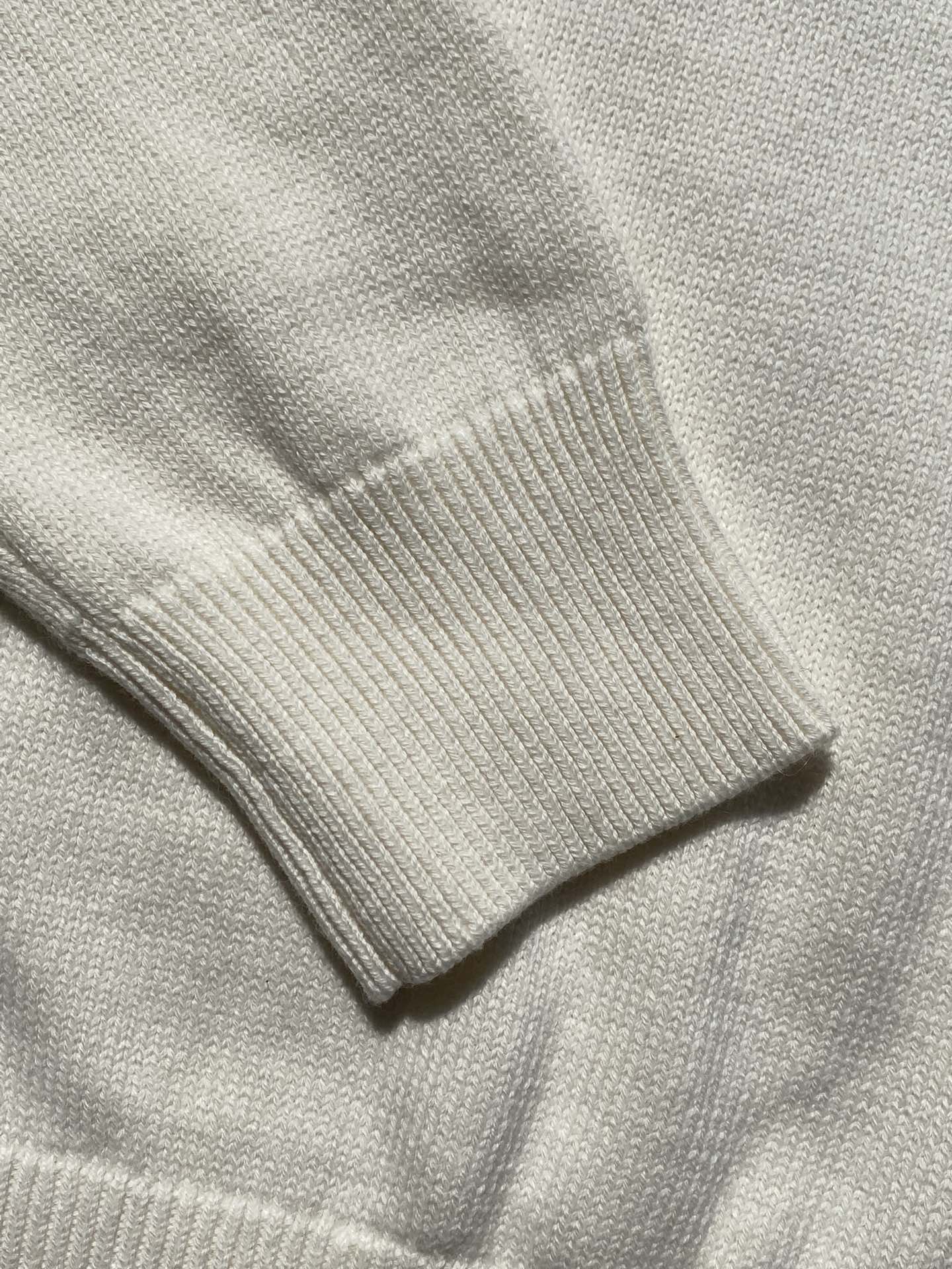 The Row Cremefarbenes Strick-Poloshirt Zeitlose Eleganz & Weicher Premium-Komfort