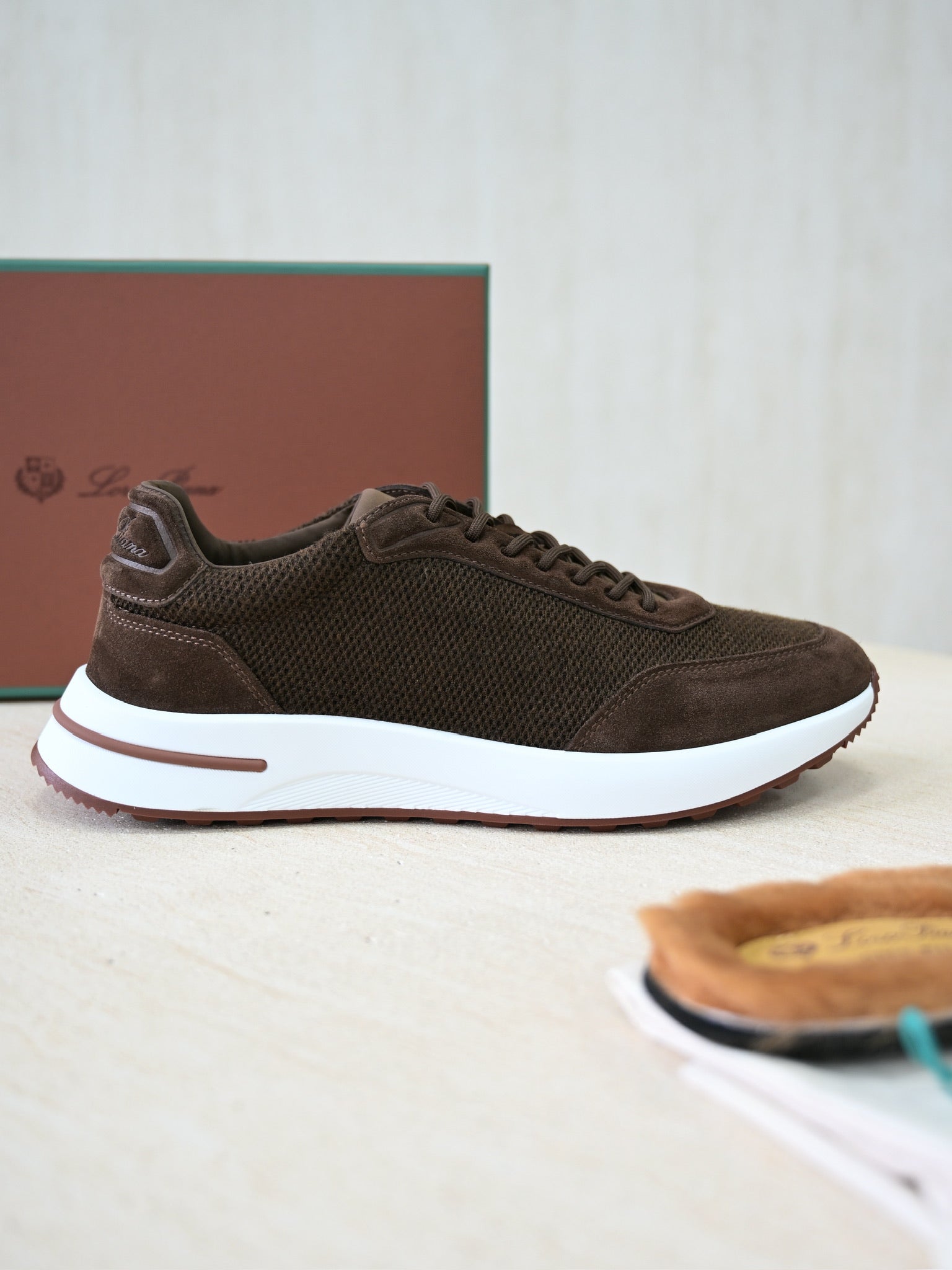 Sneaker - Brown