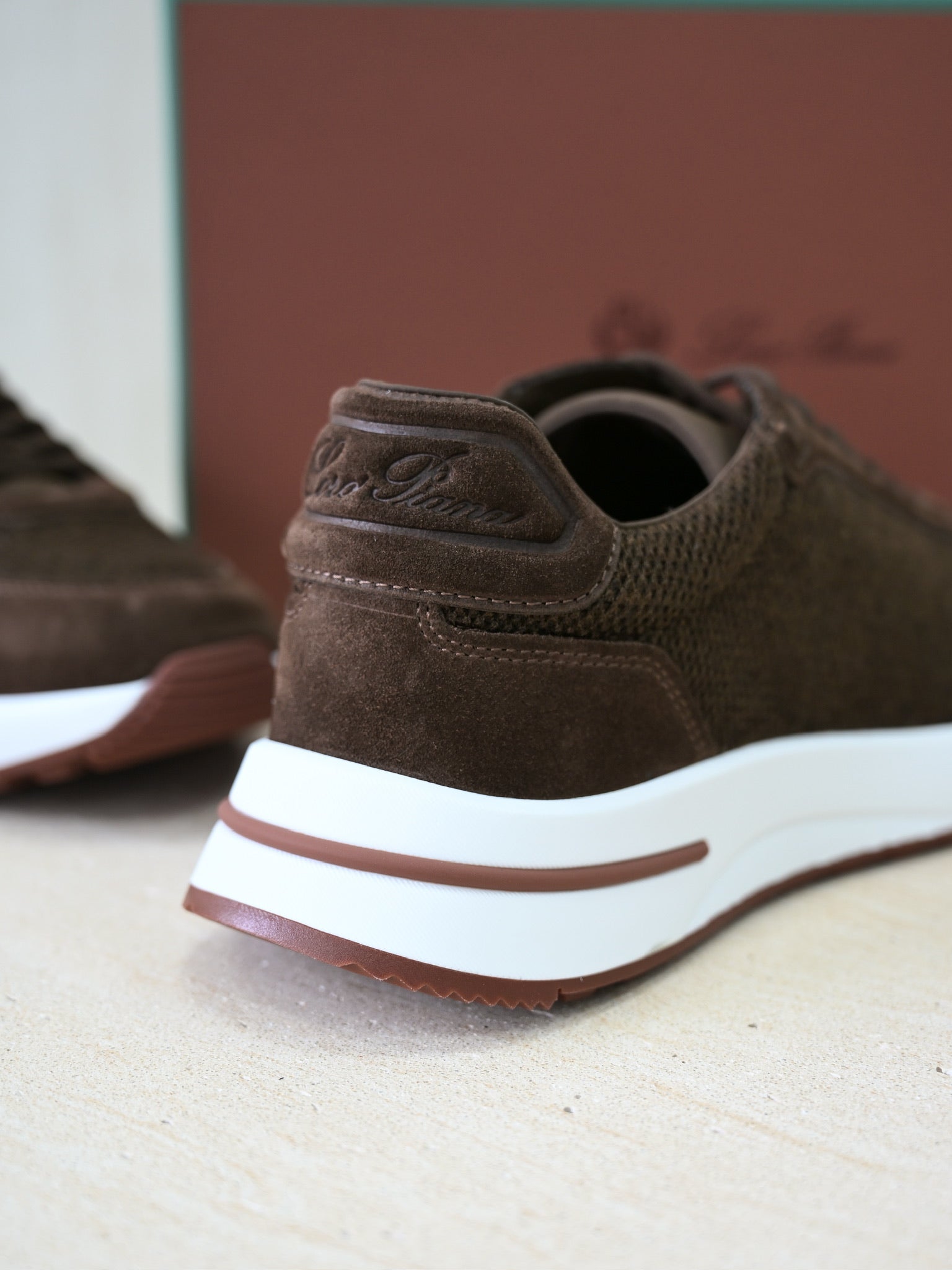 Sneaker - Brown