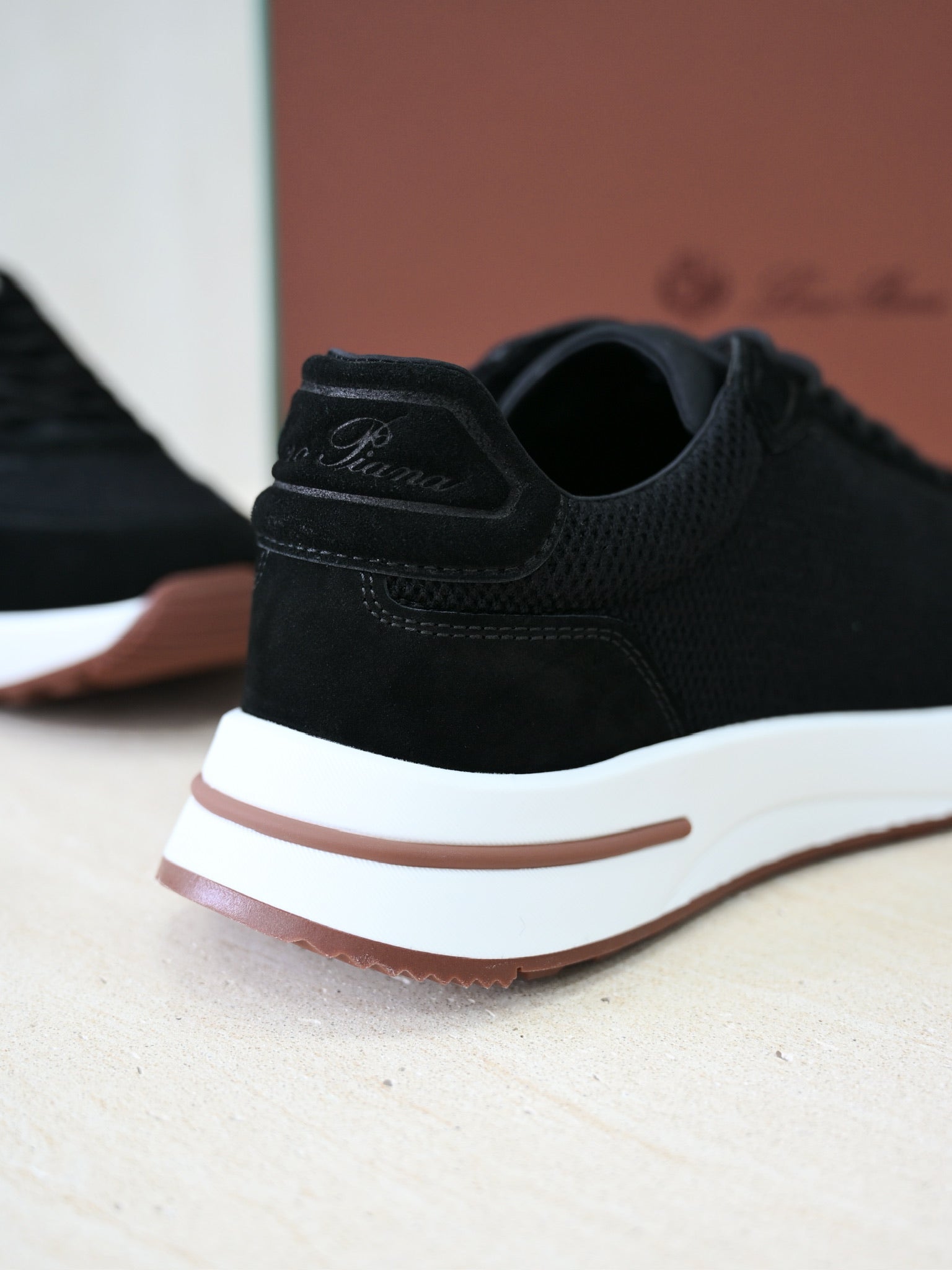 Sneaker - Black