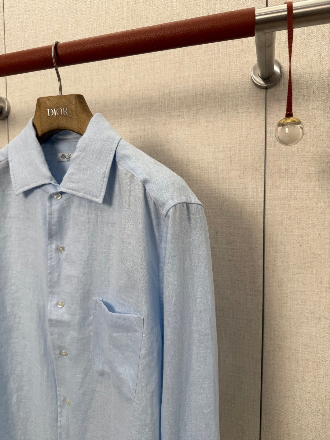 Loro Piana Hemd Hellblau – Leichtes Leinenhemd mit Brusttasche