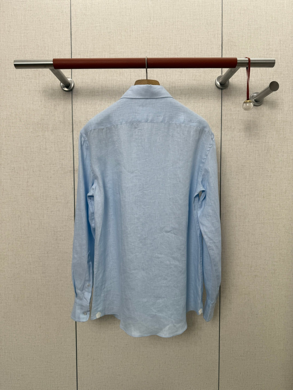 Loro Piana Hemd Hellblau – Leichtes Leinenhemd mit Brusttasche