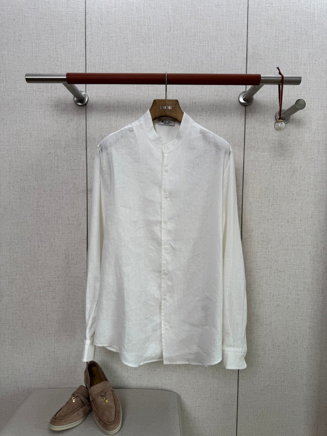 Loro Piana Hemd Weiss – Leichtes Leinenhemd mit Stehkragen