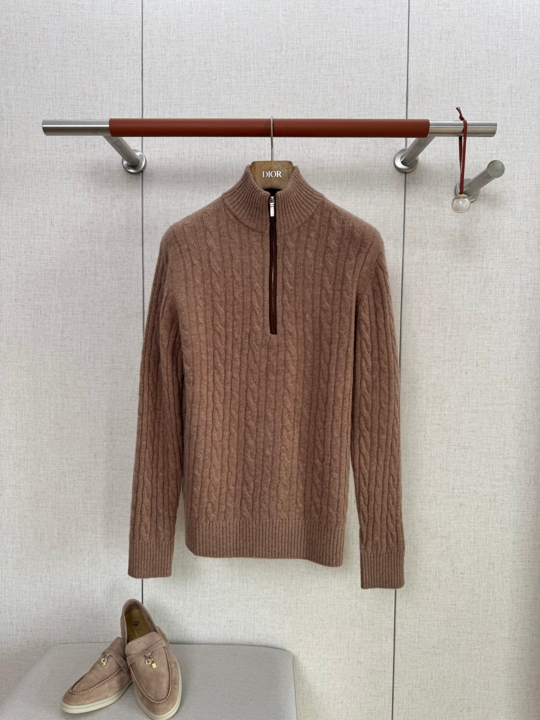 Lora Piana Pullover Braun mit Zopfmuster – Edler Half-Zip Strickpullover