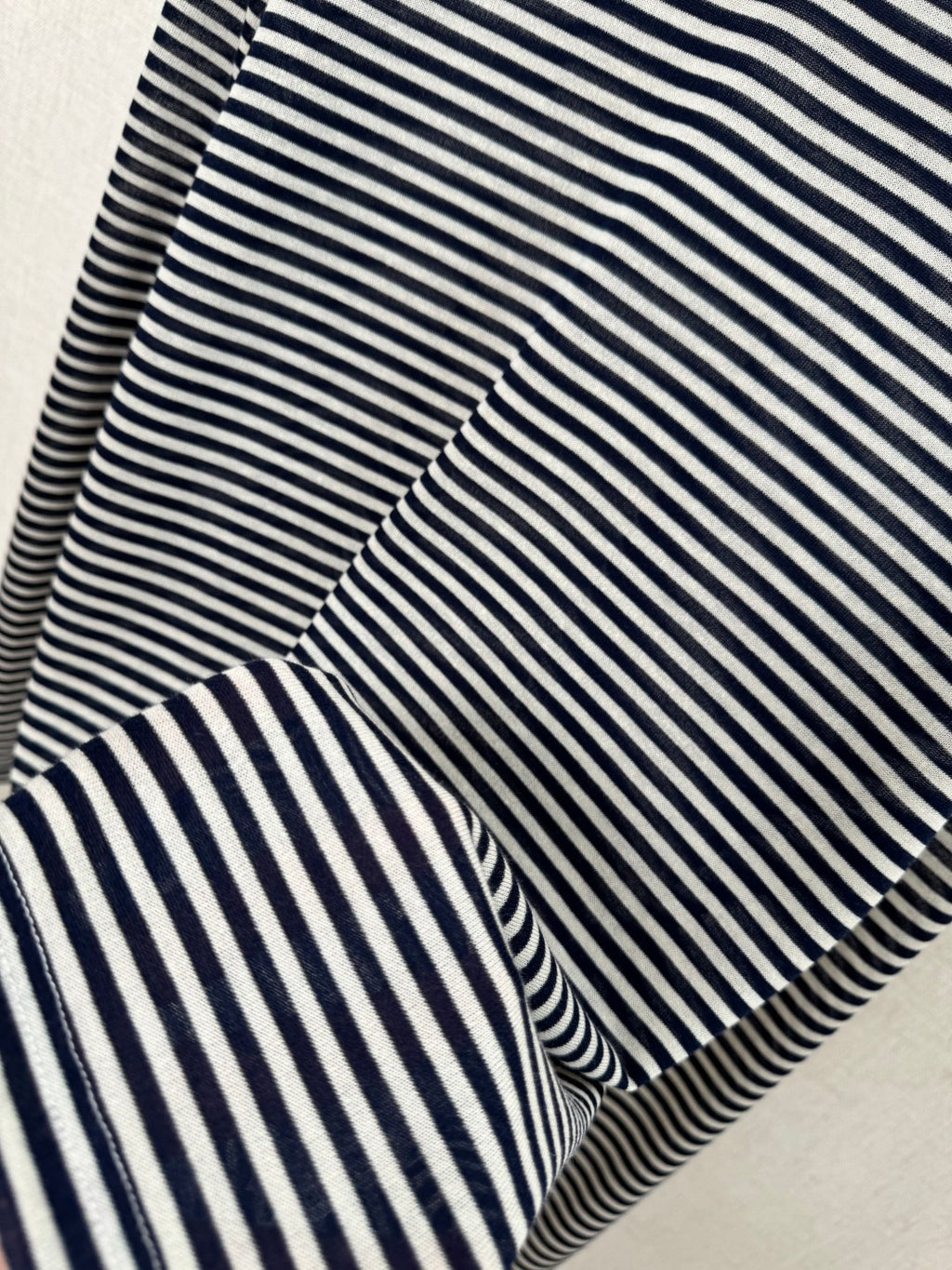 Loro Piana Rollkragenpullover – Schwarz-Weiss Langarmshirt mit modernem Look