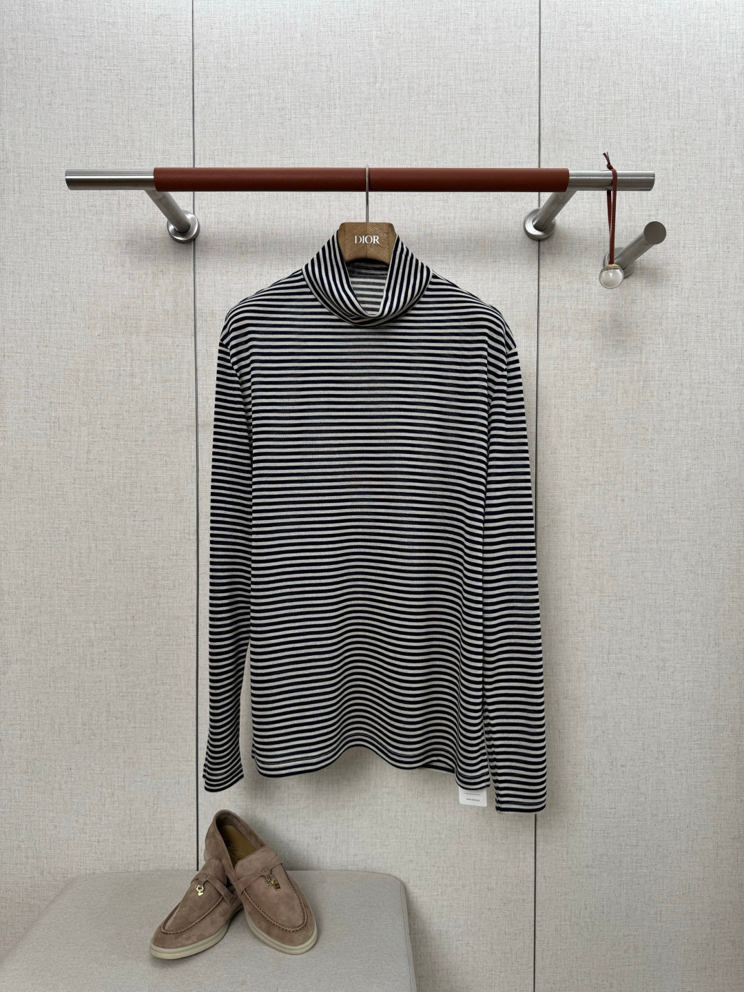 Loro Piana Rollkragenpullover – Schwarz-Weiss Langarmshirt mit modernem Look