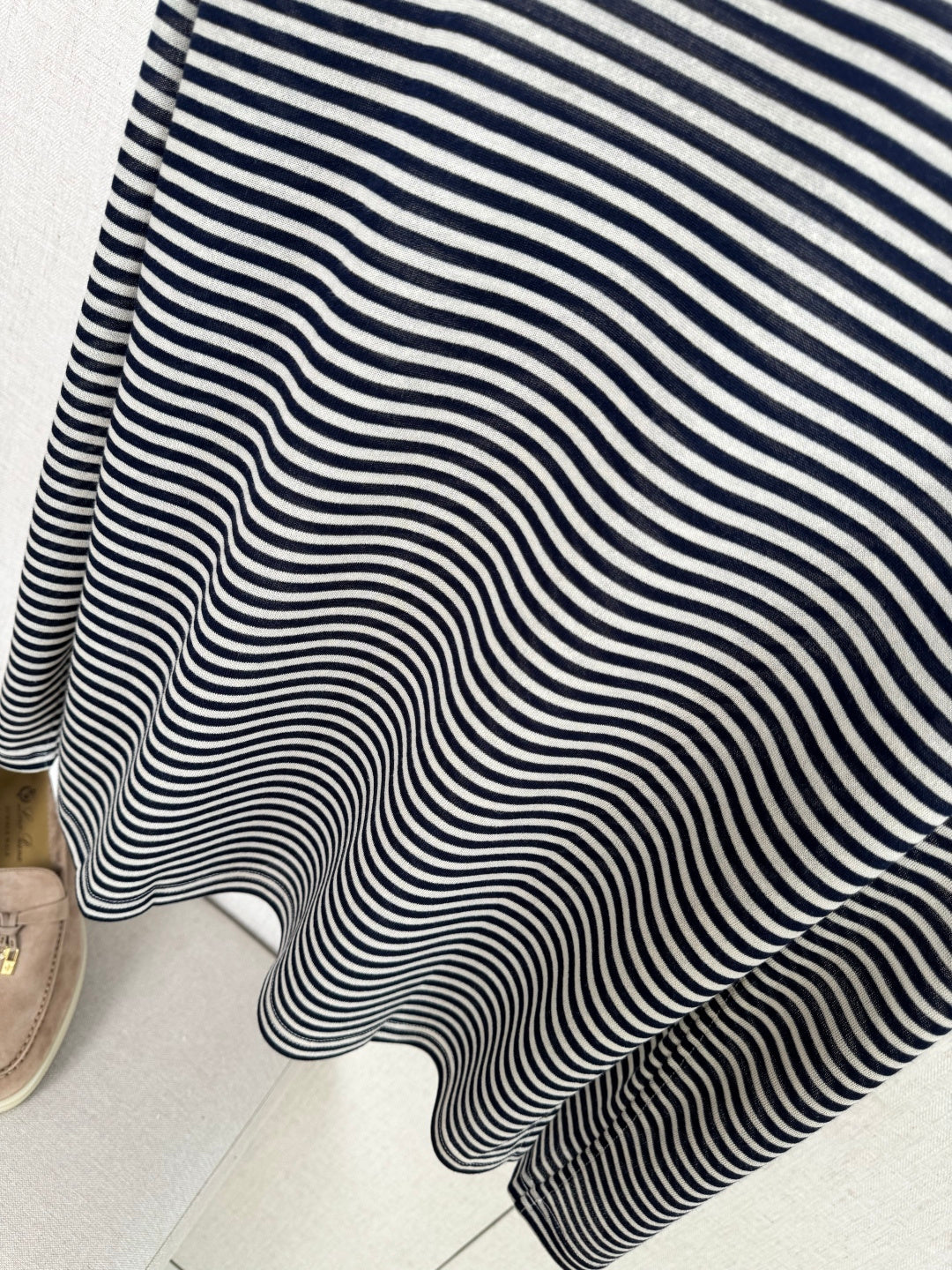 Loro Piana Rollkragenpullover – Schwarz-Weiss Langarmshirt mit modernem Look