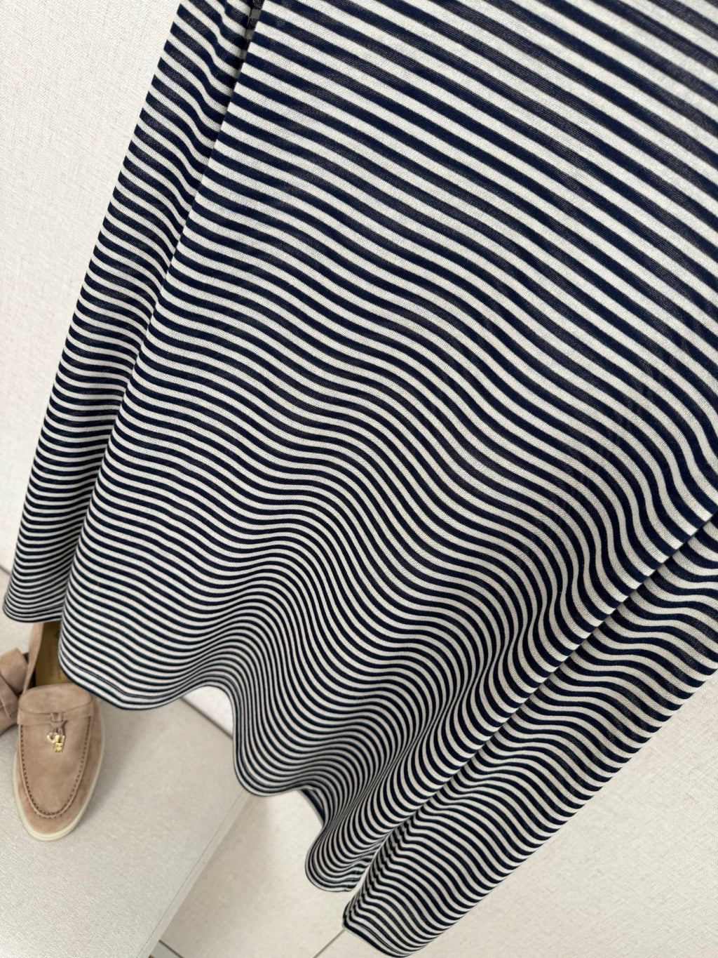 Loro Piana Rollkragenpullover – Schwarz-Weiss Langarmshirt mit modernem Look