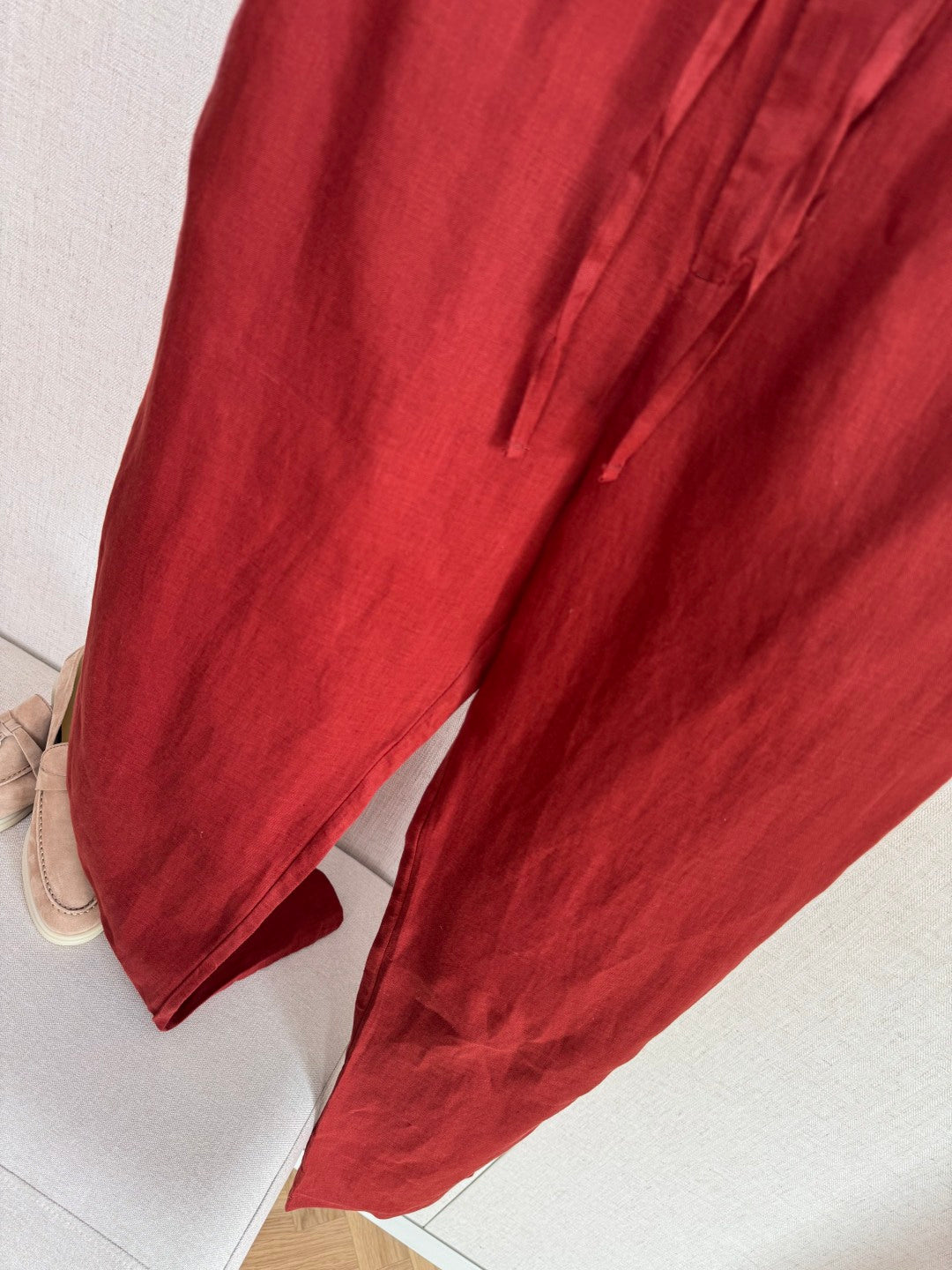 Loro Piana Leinenhose Rotbraun – Leichte Sommerhose mit Elastikbund