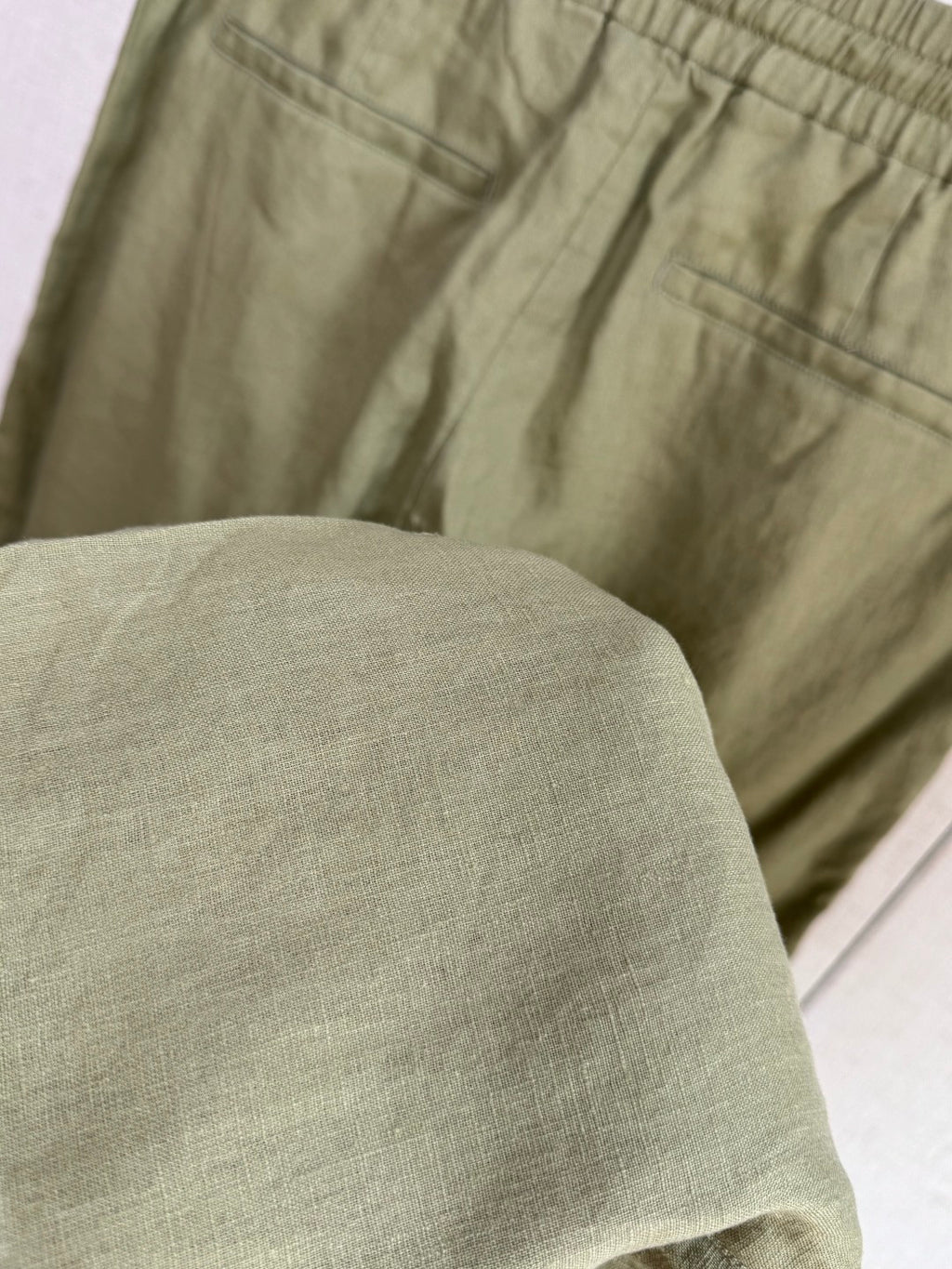 Loro Piana Leinenhose Olivgrün – Leichte Sommerhose mit Elastikbund