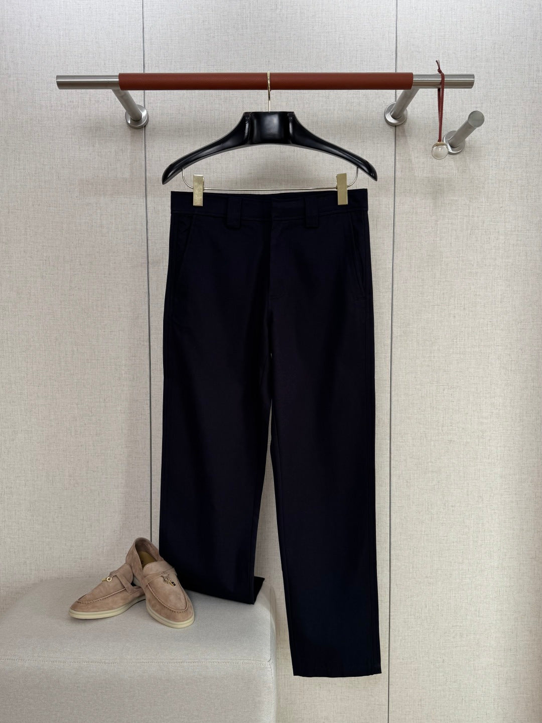 ZEGNA Dunkelblaue Baumwoll-Chinohose in moderner Passform
