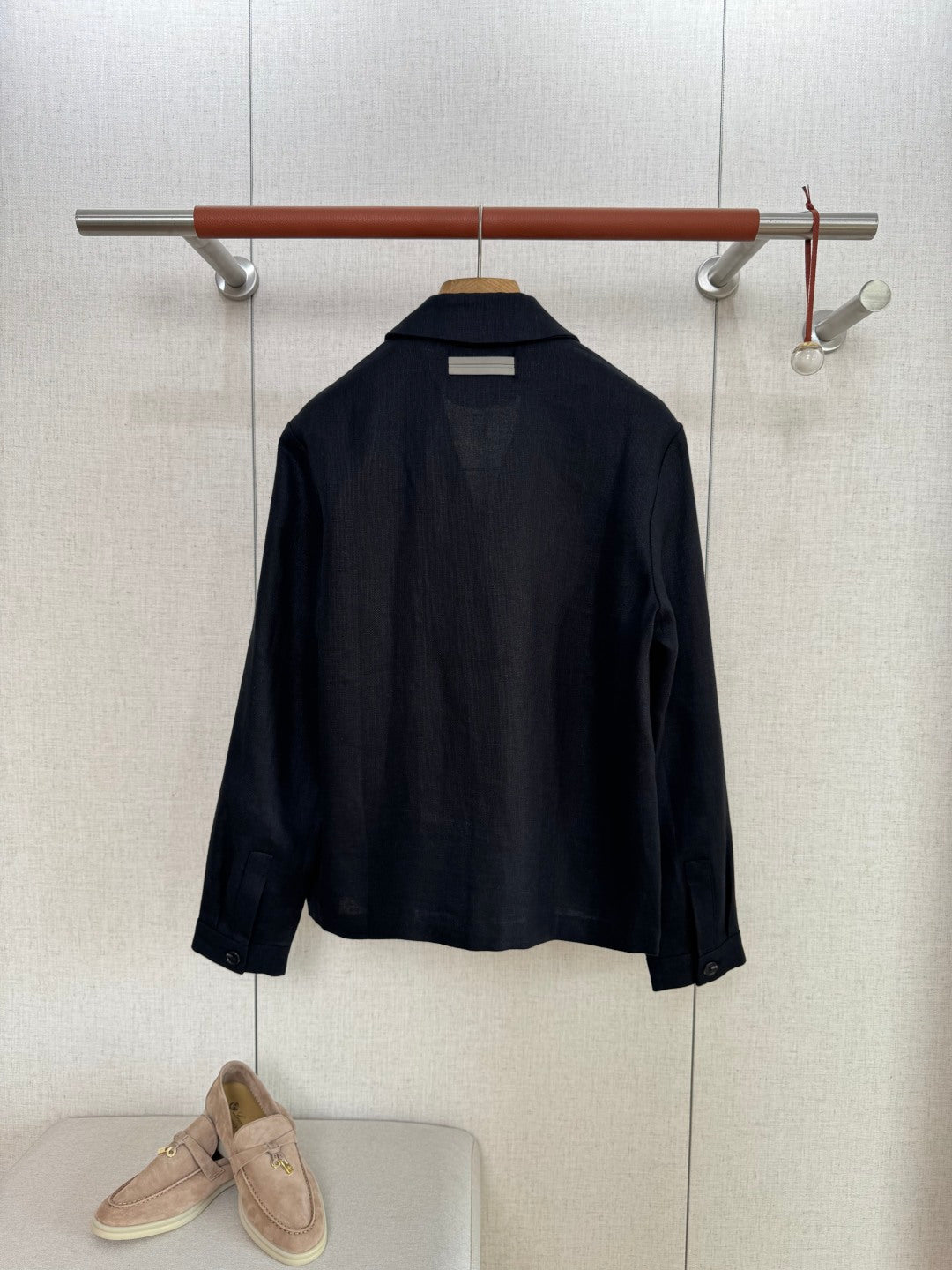 ZEGNA Schwarze Leinenjacke im minimalistischen Design
