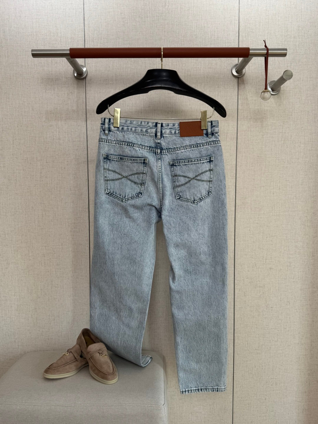 Brunello Cucinelli Jeans in Hellblauer Waschung mit klassischem 5-Pocket-Design