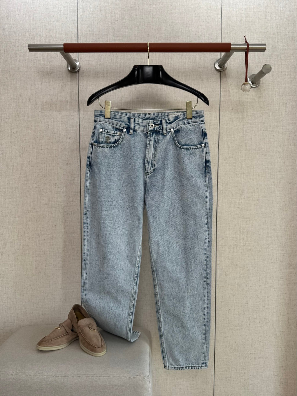 Brunello Cucinelli Jeans in Hellblauer Waschung mit klassischem 5-Pocket-Design