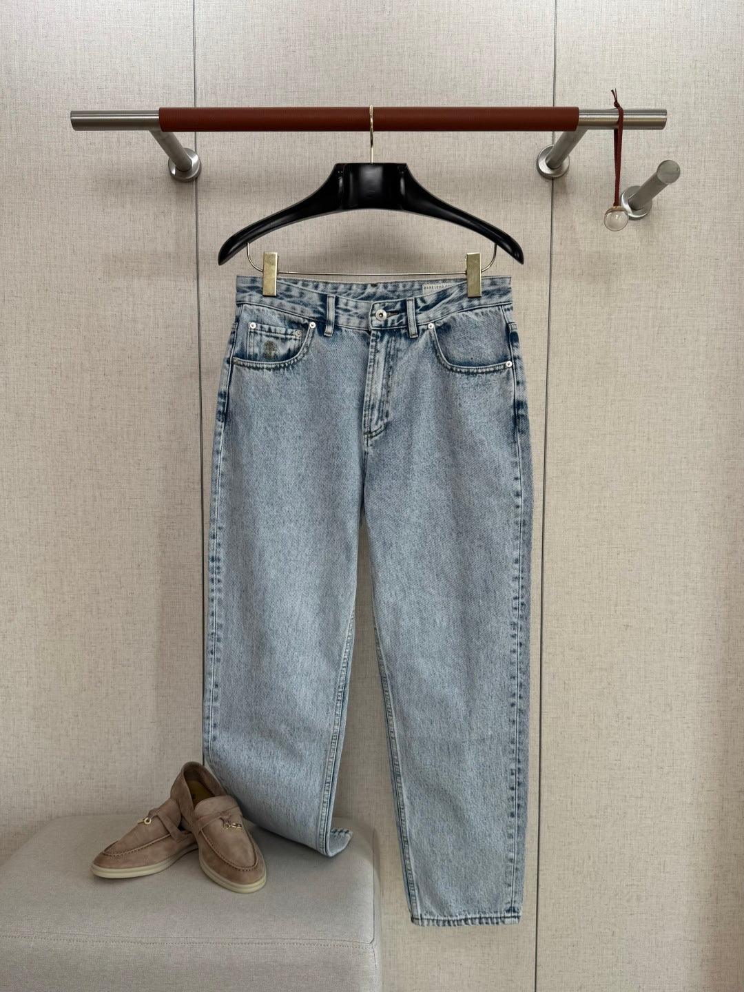 Brunello Cucinelli Jeans in Hellblauer Waschung mit klassischem 5-Pocket-Design