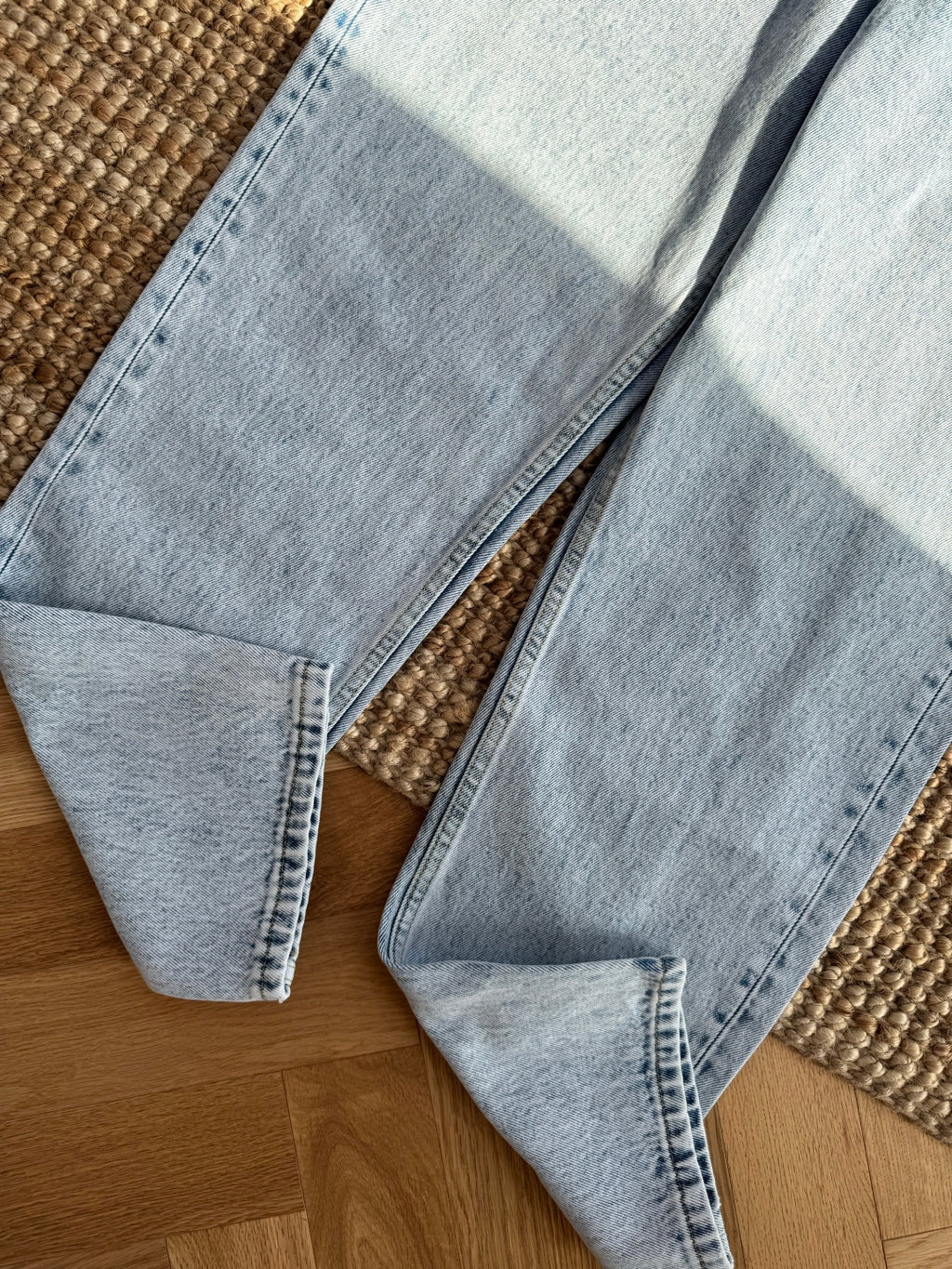 Brunello Cucinelli Jeans in Hellblauer Waschung mit klassischem 5-Pocket-Design