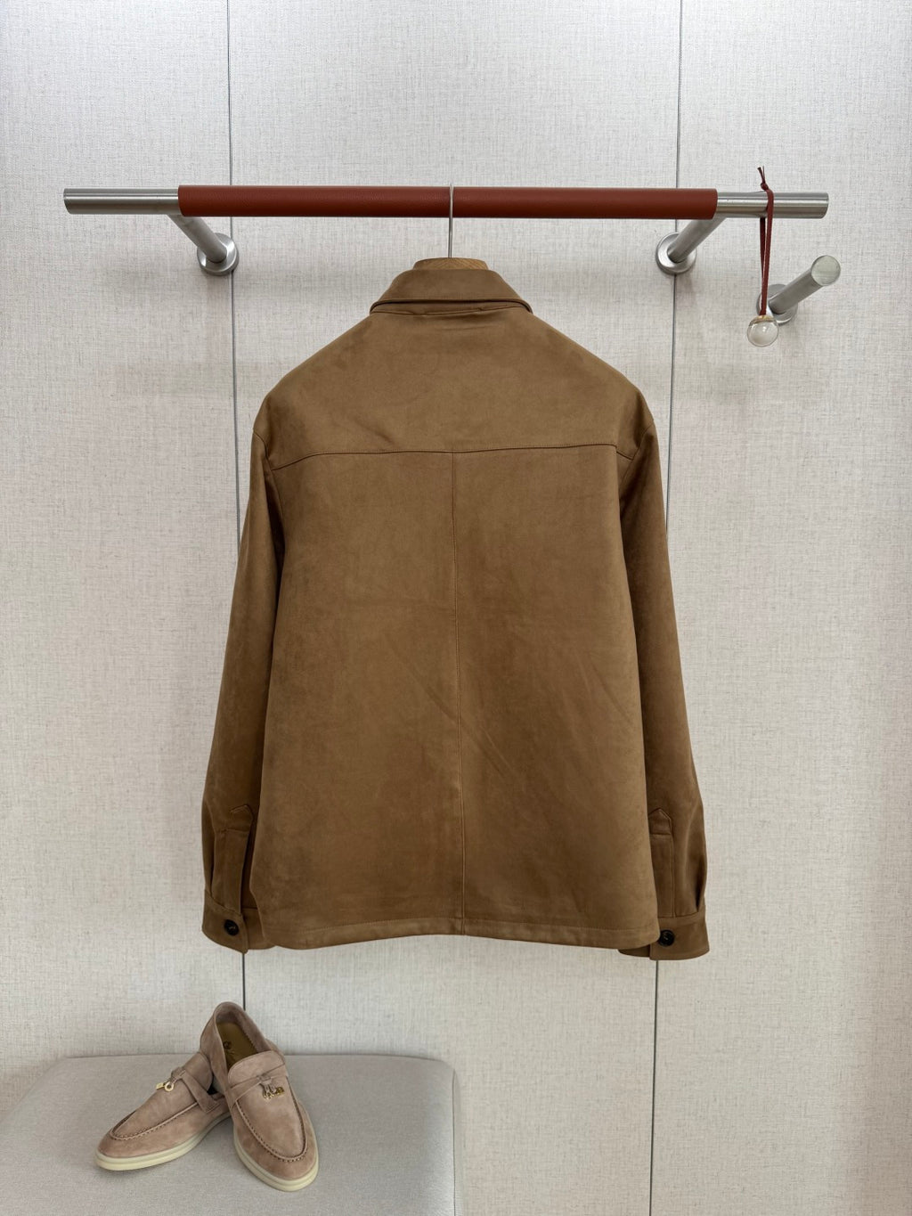 Loro Piana Herren Wildlederjacke mit Knopfleiste und Brusttaschen