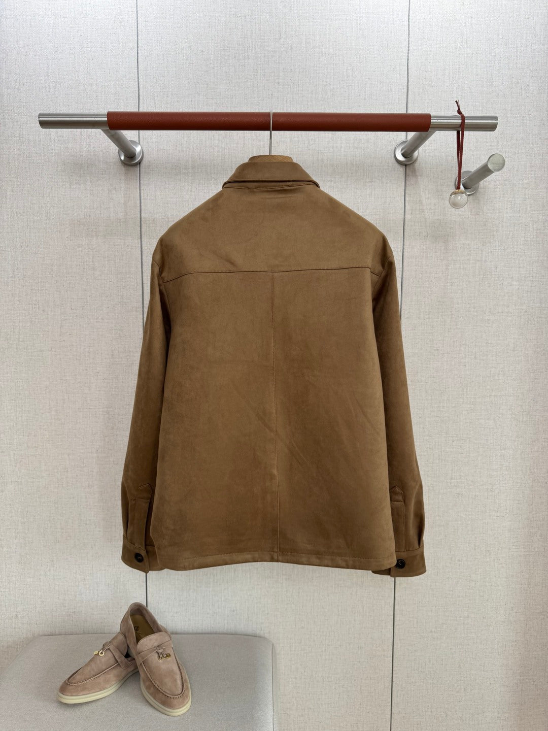 Loro Piana Herren Wildlederjacke mit Knopfleiste und Brusttaschen