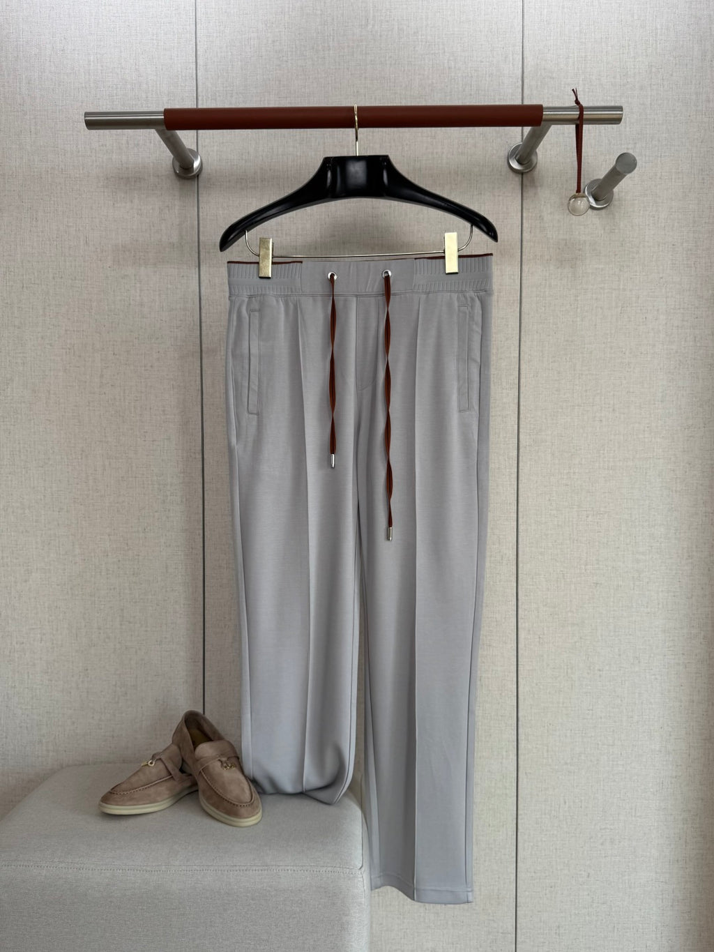 ZEGNA Hellgraue Jersey-Jogpants mit Tunnelzug in entspannter Passform