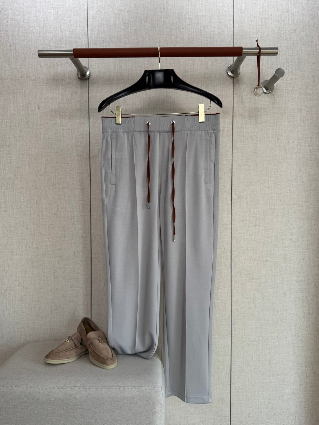 ZEGNA Hellgraue Jersey-Jogpants mit Tunnelzug in entspannter Passform