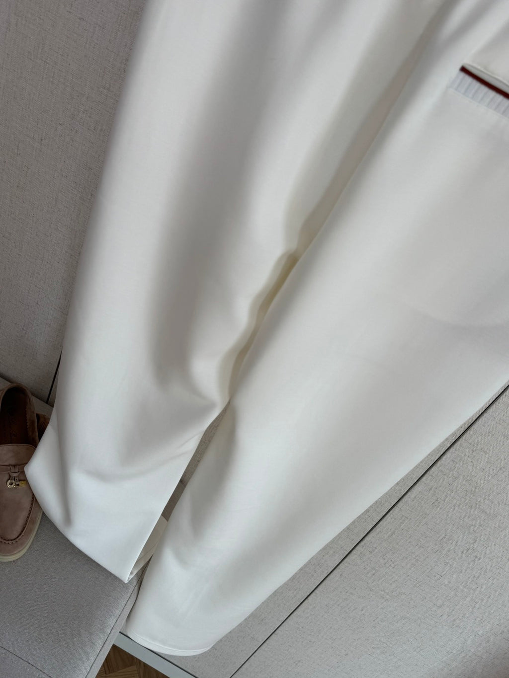 ZEGNA Weisse Jersey-Jogpants mit braunen Kordeln und geradem Bein